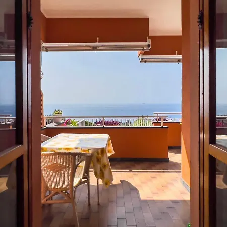 Casa Vista Mare Le Ginestre Apartman Varazze
