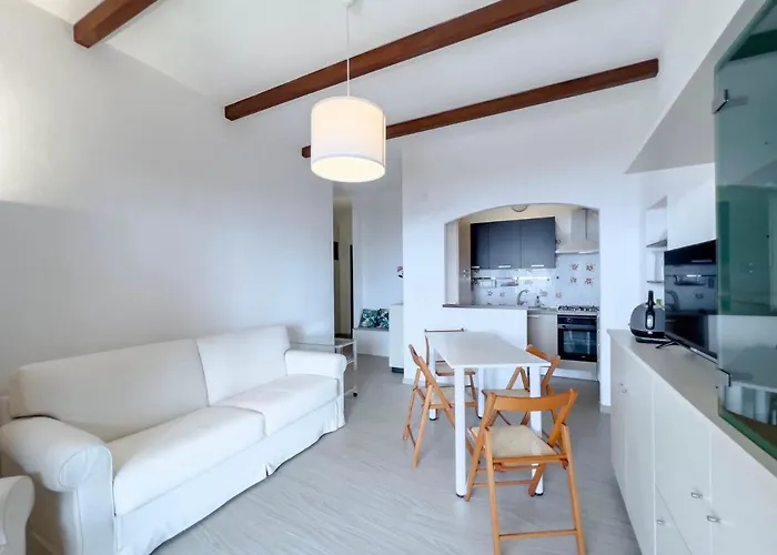 Casa Vista Mare Le Ginestre * Varazze